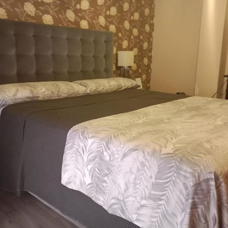 Habitacion Privada Tarragona Con Cocina Salon Y Terraza Piso Compartido Esterno foto