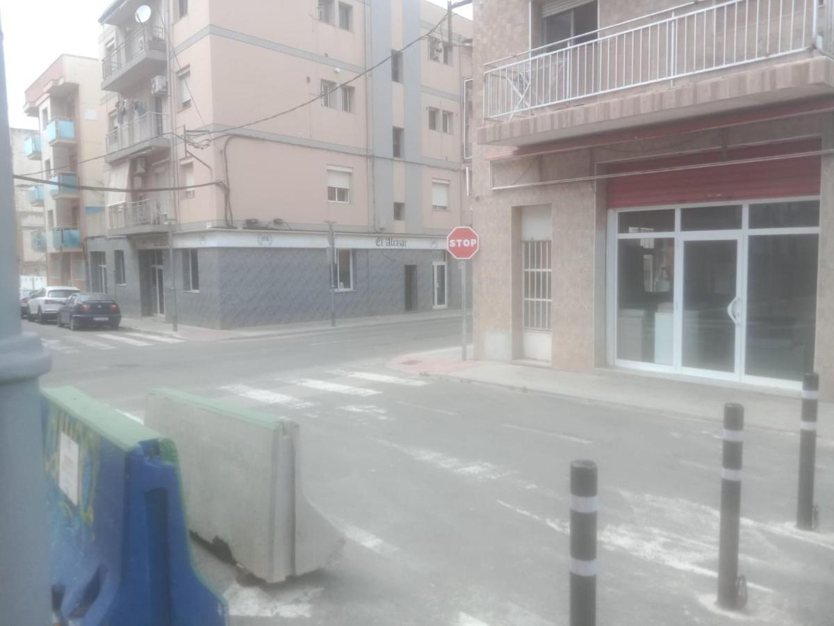 Habitacion Privada Tarragona Con Cocina Salon Y Terraza Piso Compartido Esterno foto
